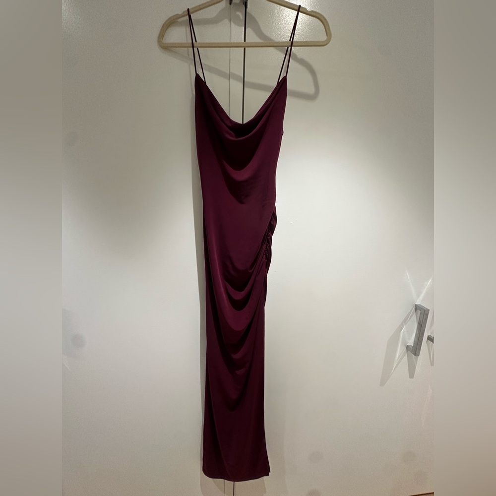 Lovers & friends odessa gown in oxblood